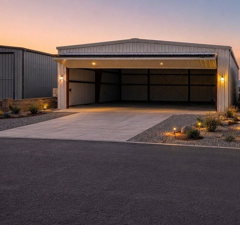 Home and attached 50x50 hangar